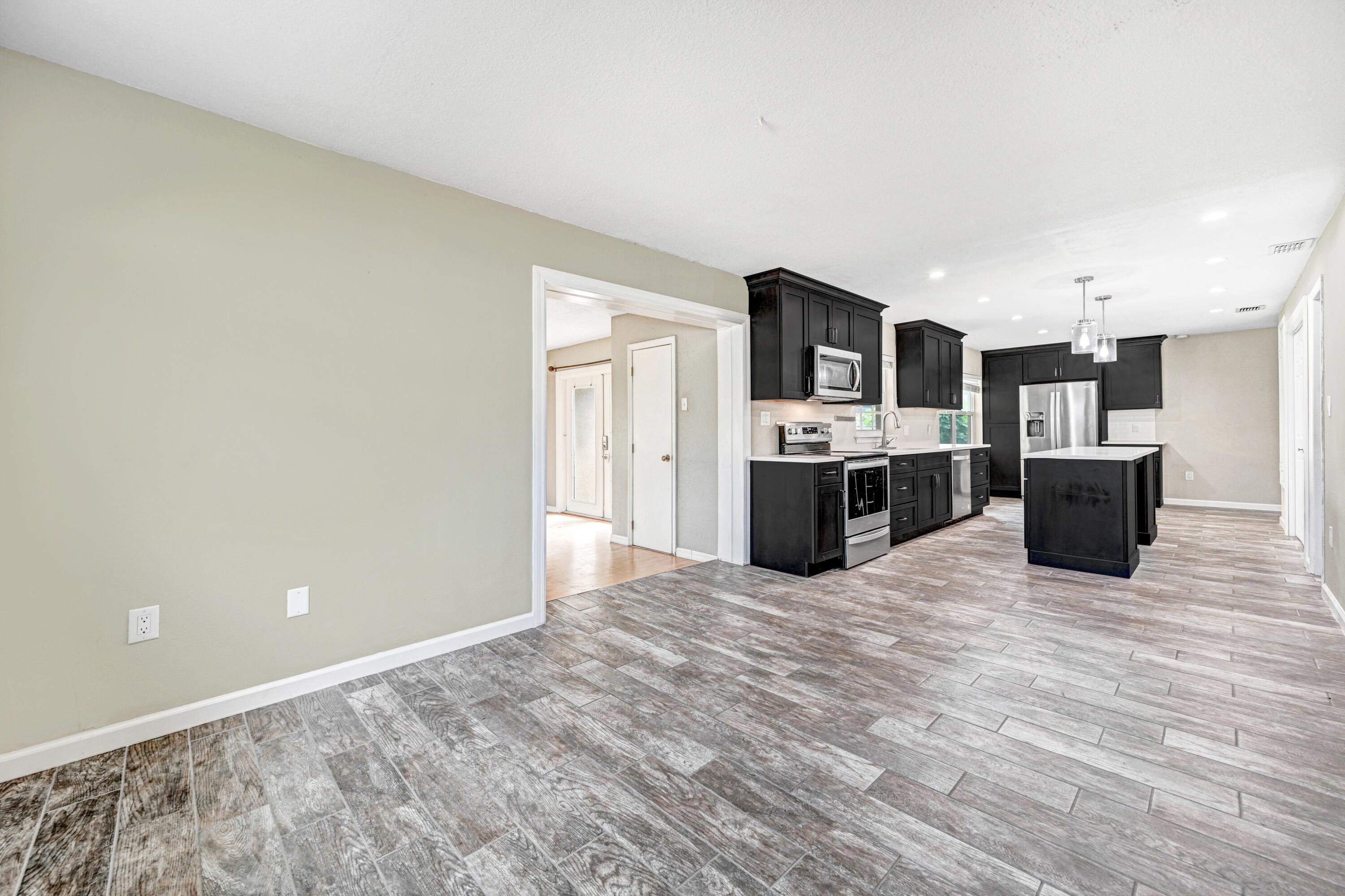 914 Kings Post Road Rockledge, FL 32955 - Photo 10 of 25 DSC_1651