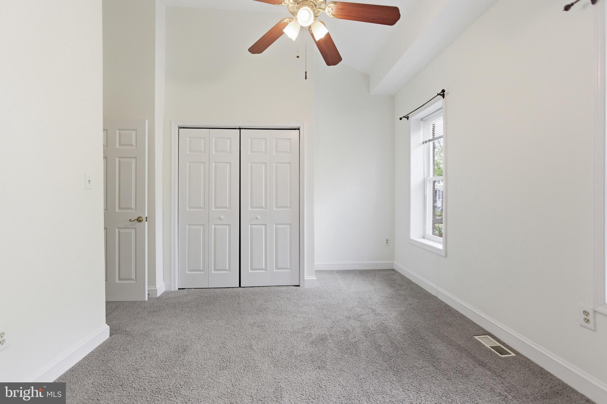 636 Columbia Road Northwest Washington, DC 20001 - Photo 25 of 60 a view of an empty room with a window