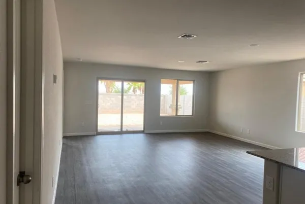 $2,395 | 816 South Silvercreek Court, Casa Grande, AZ 85122