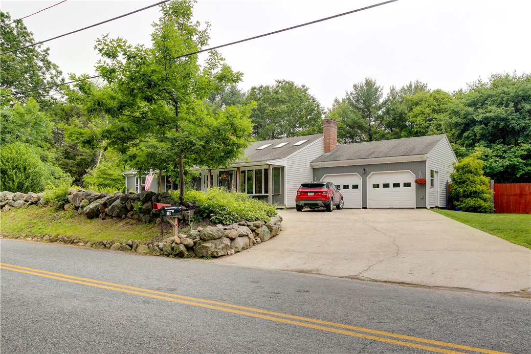50 Sheffield Hill Road Exeter, RI 02822 - Photo 4 of 50 Driveway lined by Stone Wall