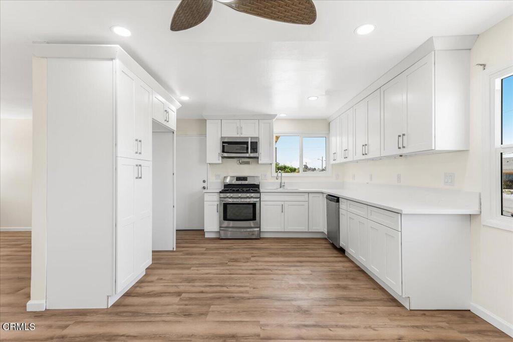 1730 Rialto Street Oxnard, CA 93035 - Photo 7 of 17 Gallery Image 7