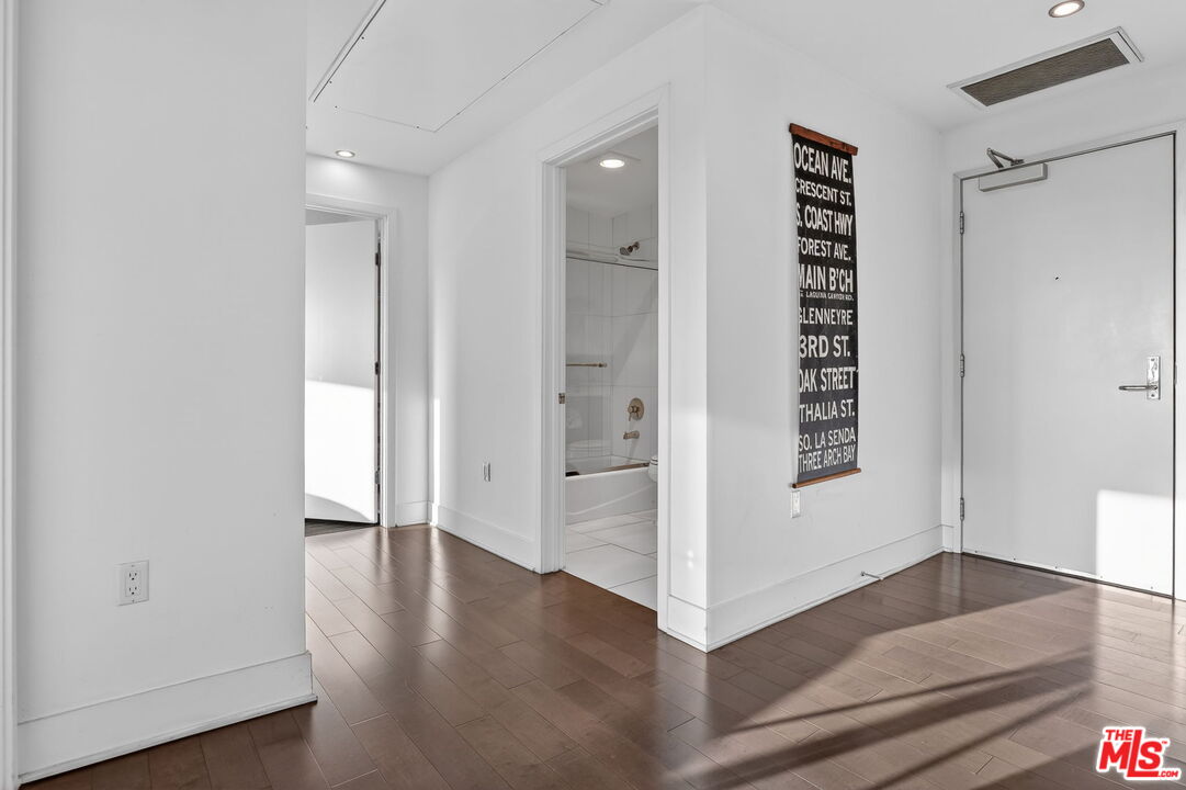 7857 West Manchester Avenue, Unit PH9 Playa del Rey, CA 90293 - Photo 18 of 31