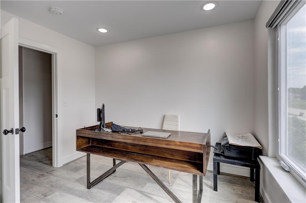 1824 Silverback Way Pittsburg, KS 66762 - Photo 17 of 31