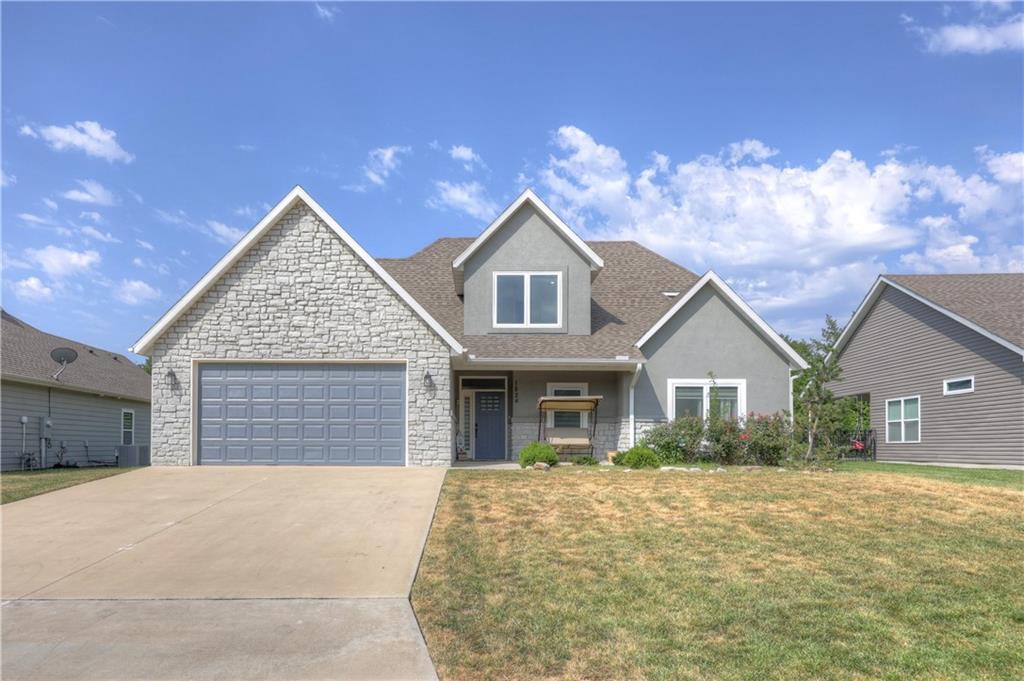 1824 Silverback Way Pittsburg, KS 66762 - Photo 2 of 31