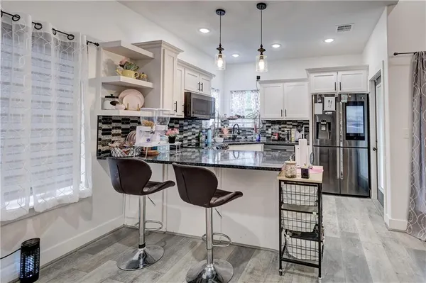 $379,900 | 1824 Silverback Way, Pittsburg, KS 66762