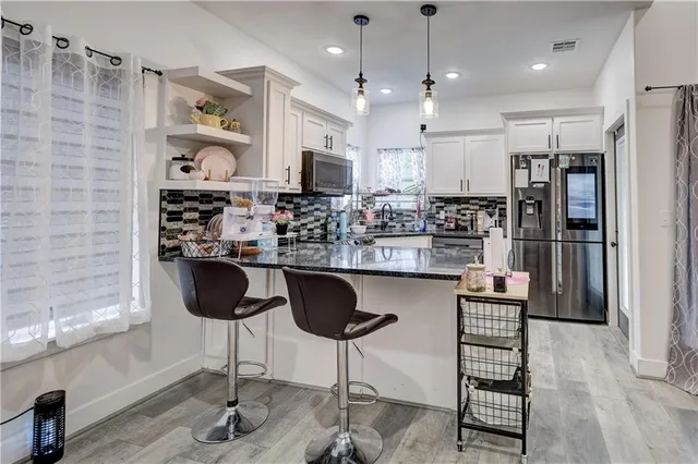 $385,000 | 1824 Silverback Way, Pittsburg, KS 66762