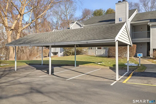 $205,000 | 82 Crown Knoll Court, Unit 151, Groton, CT 06340