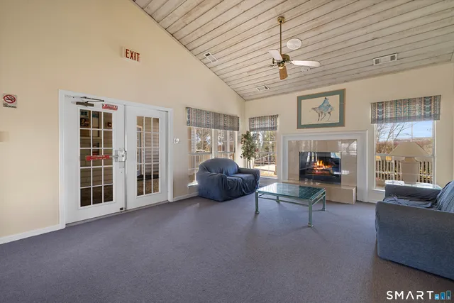 $205,000 | 82 Crown Knoll Court, Unit 151, Groton, CT 06340