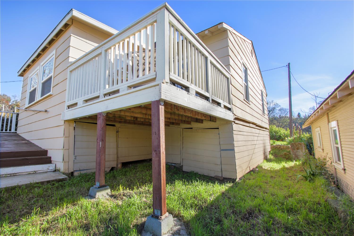 2905 Wood Street Placerville, CA 95667 - Photo 35 of 41 a view of a house with a yard