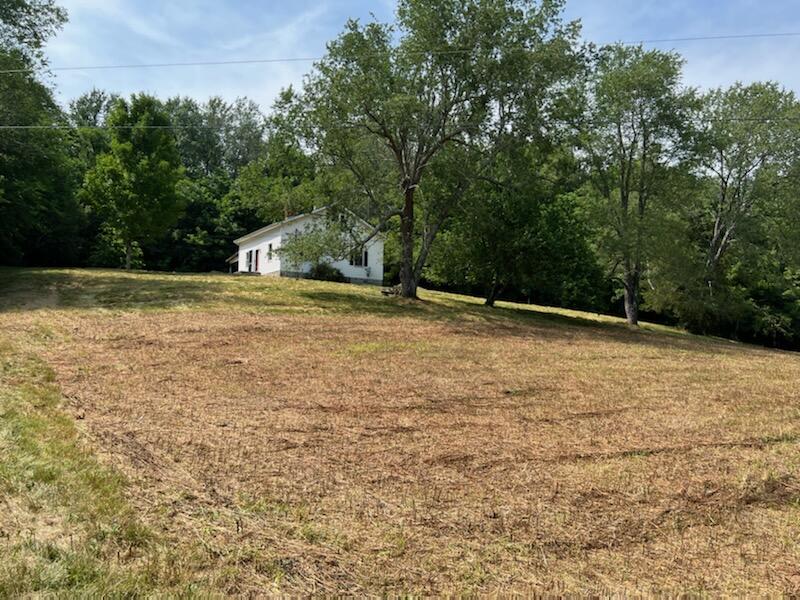 2030 Broaddus Branch Road Paint Lick, KY 40461 - Photo 2 of 15 35206