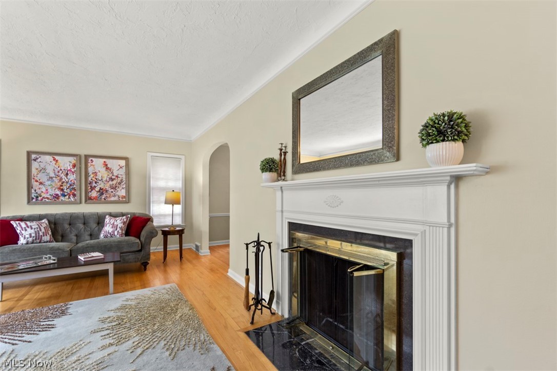 2479 Traymore Road Cleveland, OH 44118 - Photo 9 of 35