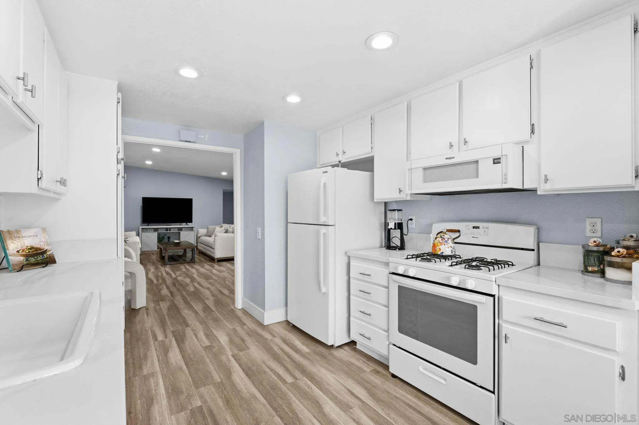 2508 Dorm Way Spring Valley, CA 91977 - Photo 8 of 31