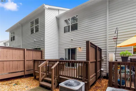 $334,900 | 1472 Liberty Parkway Northwest, Atlanta, GA 30318