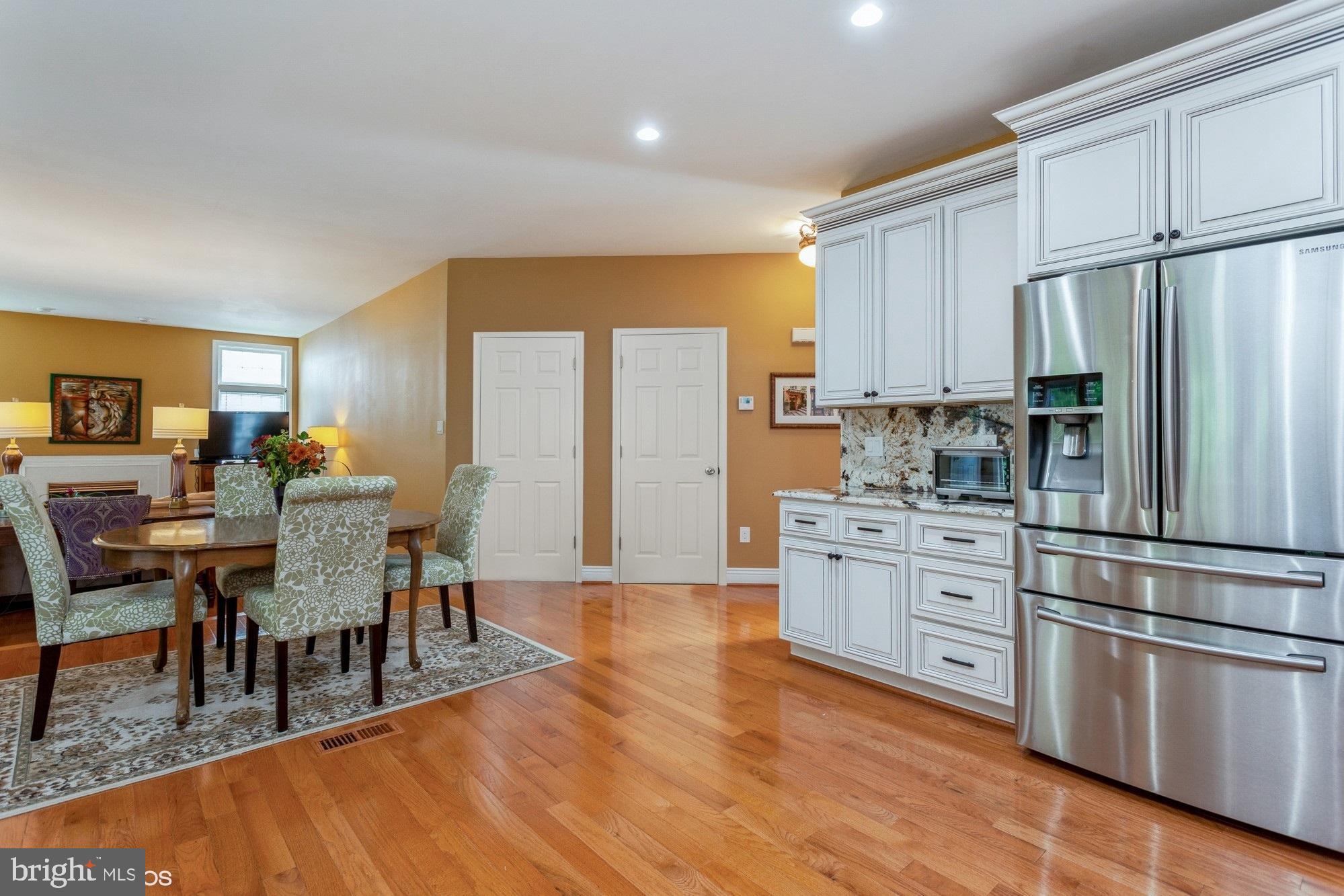 1762 Castle Rock Road Frederick, MD 21701 - Photo 12 of 39 Harwood floors grace the Kitchen