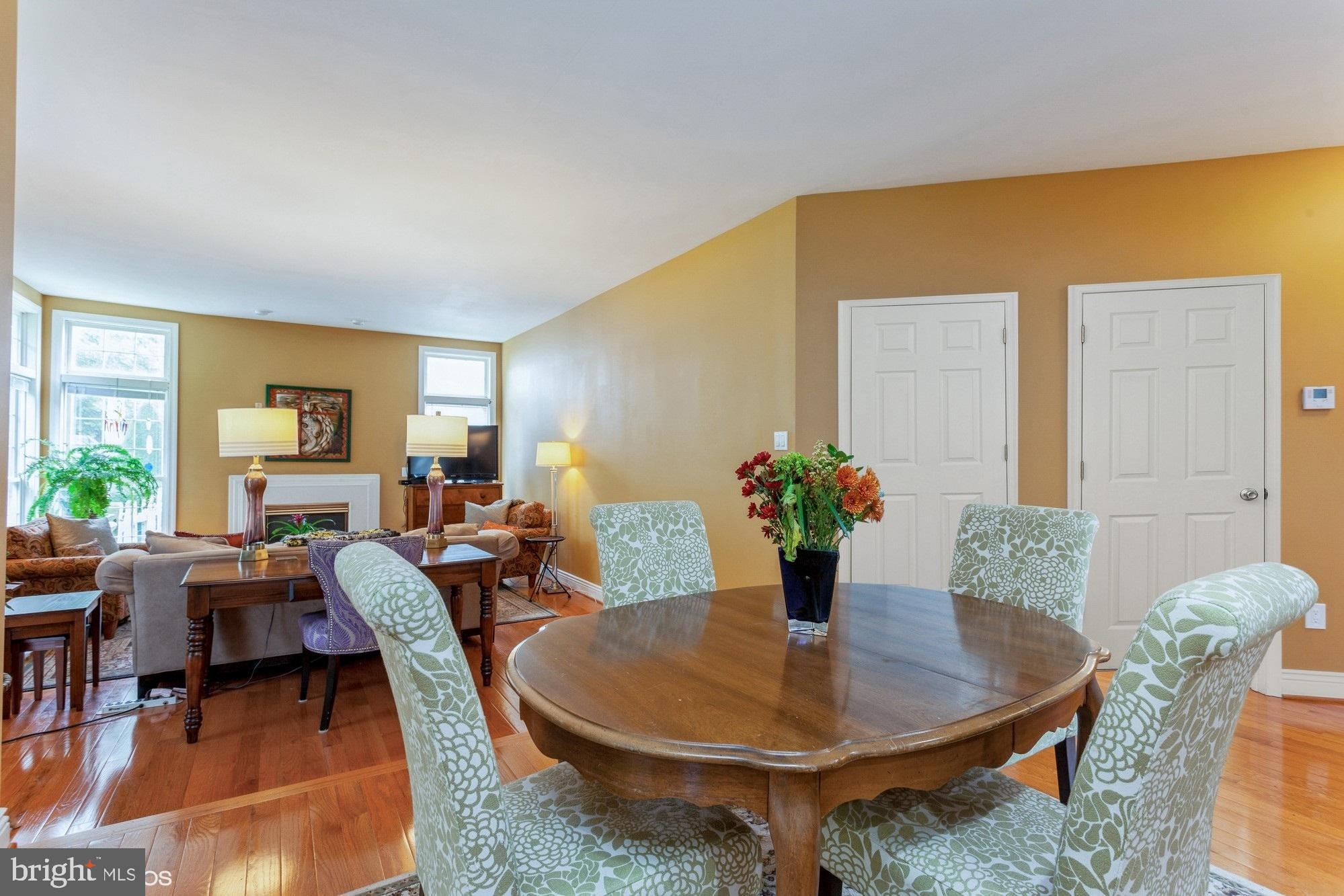 1762 Castle Rock Road Frederick, MD 21701 - Photo 14 of 39 A great place for Sunday brunch!