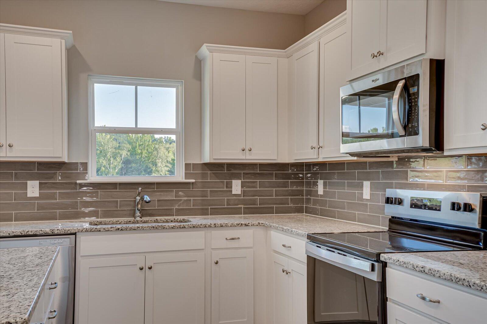 1405 Elias Street Thomson, GA 30824 - Photo 1 of 39 17-117