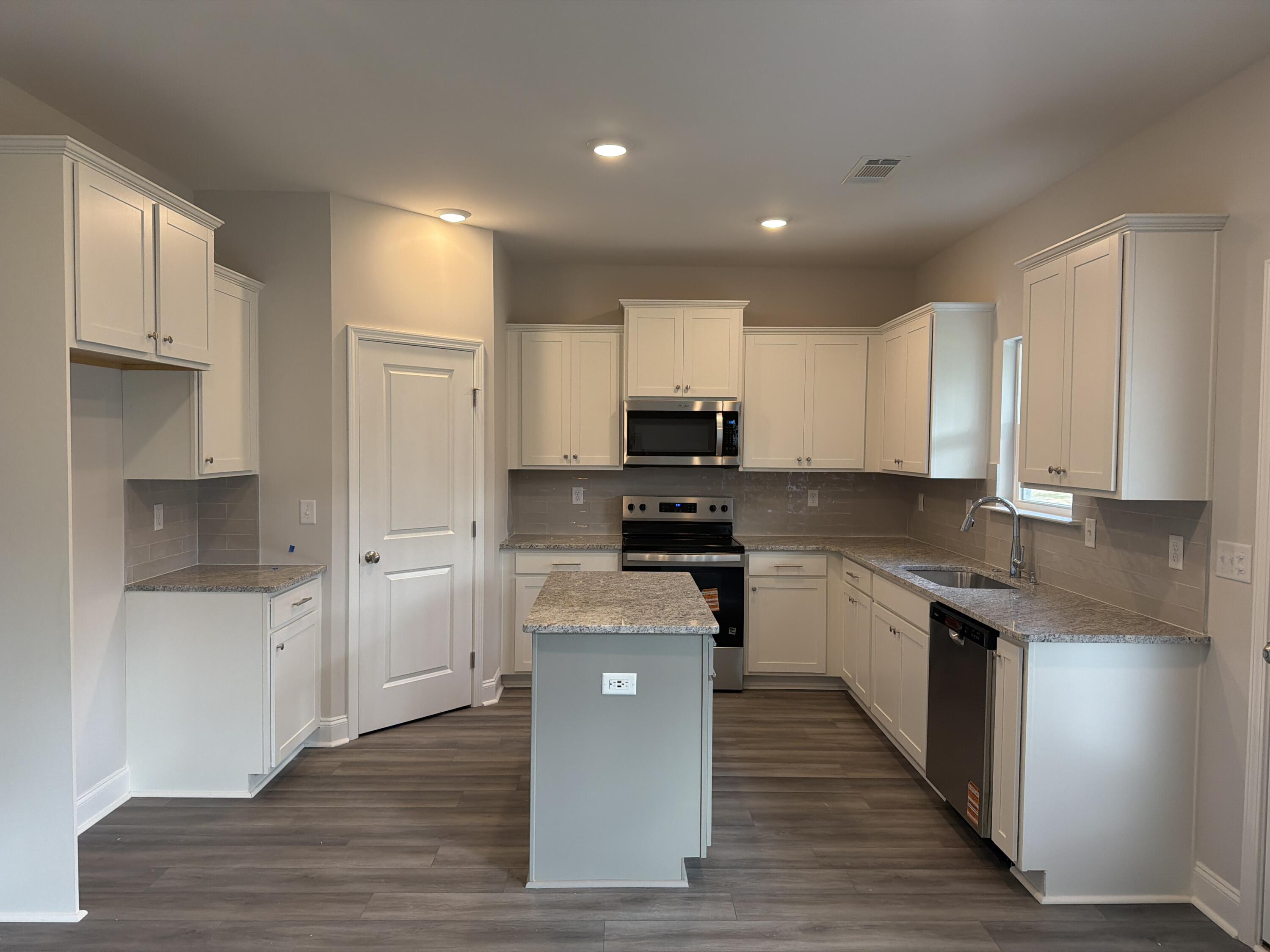 1405 Elias Street Thomson, GA 30824 - Photo 29 of 39 image