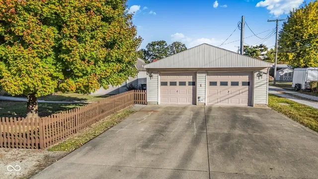 $170,000 | 803 North East Street, Tipton, IN 46072