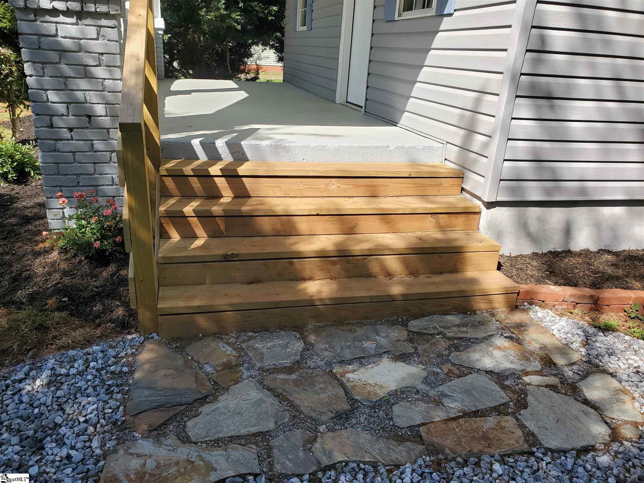 112 Perry Road Greenville, SC 29609 - Photo 11 of 16 Gallery Image 11