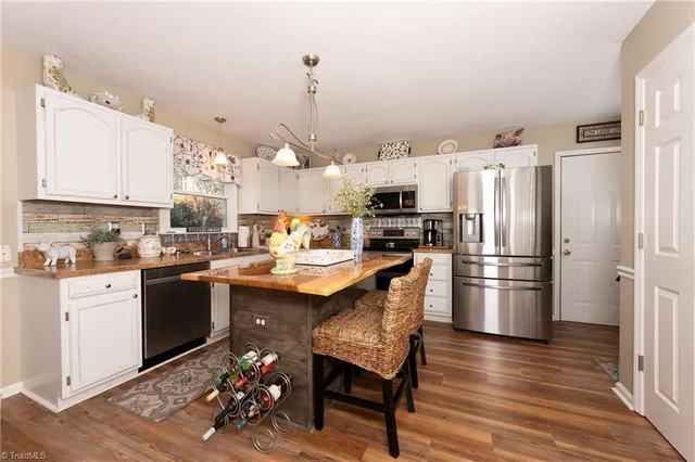 $389,000 | 1204 Bebb Willow Lane, Lewisville, NC 27023