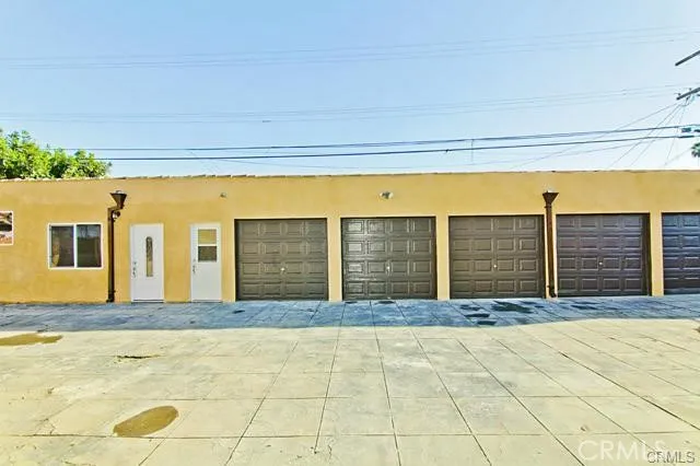 $2,400 | 626 West 59th Place, Los Angeles, CA 90044