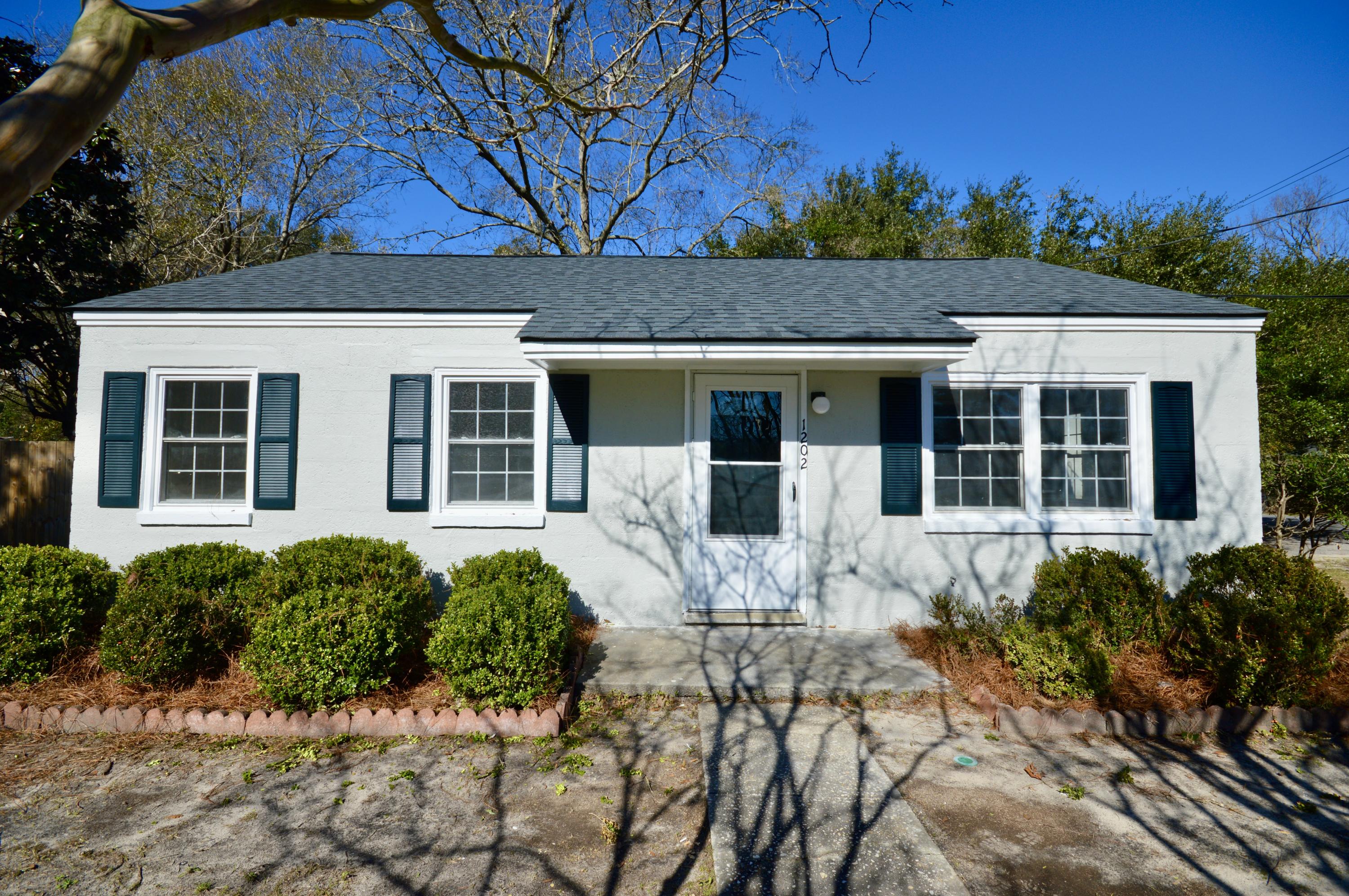 1202 Yeamans Hall Road Hanahan, SC 29410 - Photo 1 of 27 099365