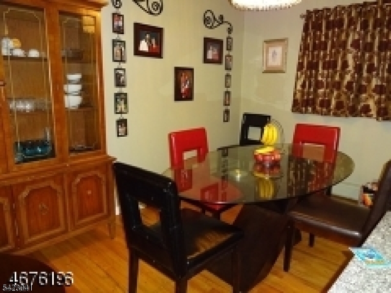 11 Laurelton Road Parsippany, NJ 07054 - Photo 4 of 13