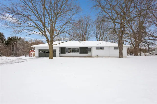 $220,000 | 630 North State Street, Stanton, MI 48888