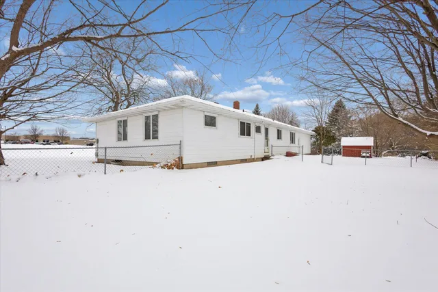 $220,000 | 630 North State Street, Stanton, MI 48888