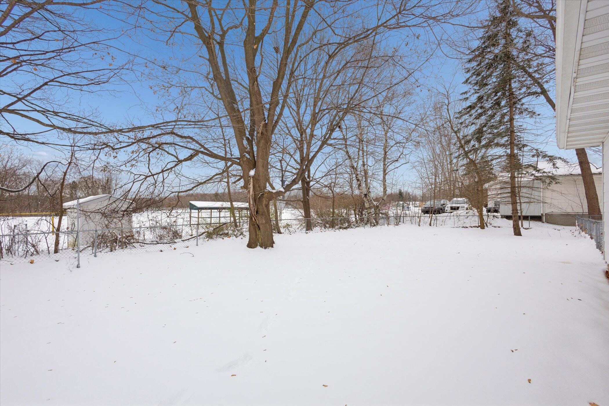 630 North State Street Stanton, MI 48888 - Photo 40 of 42 40-630 N State St Stanton, MI 48888-Win