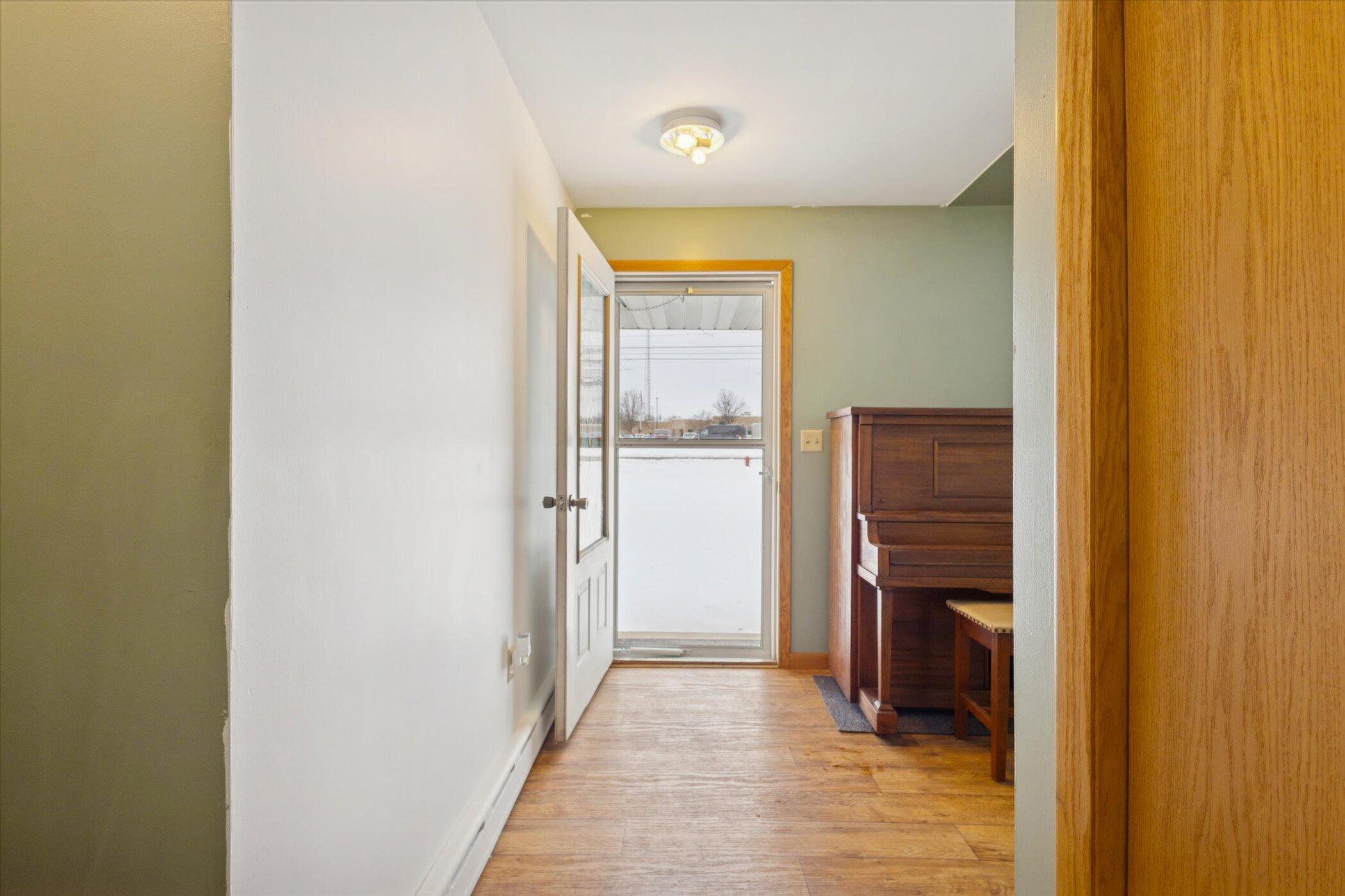 630 North State Street Stanton, MI 48888 - Photo 6 of 42 06-630 N State St Stanton, MI 48888-Win
