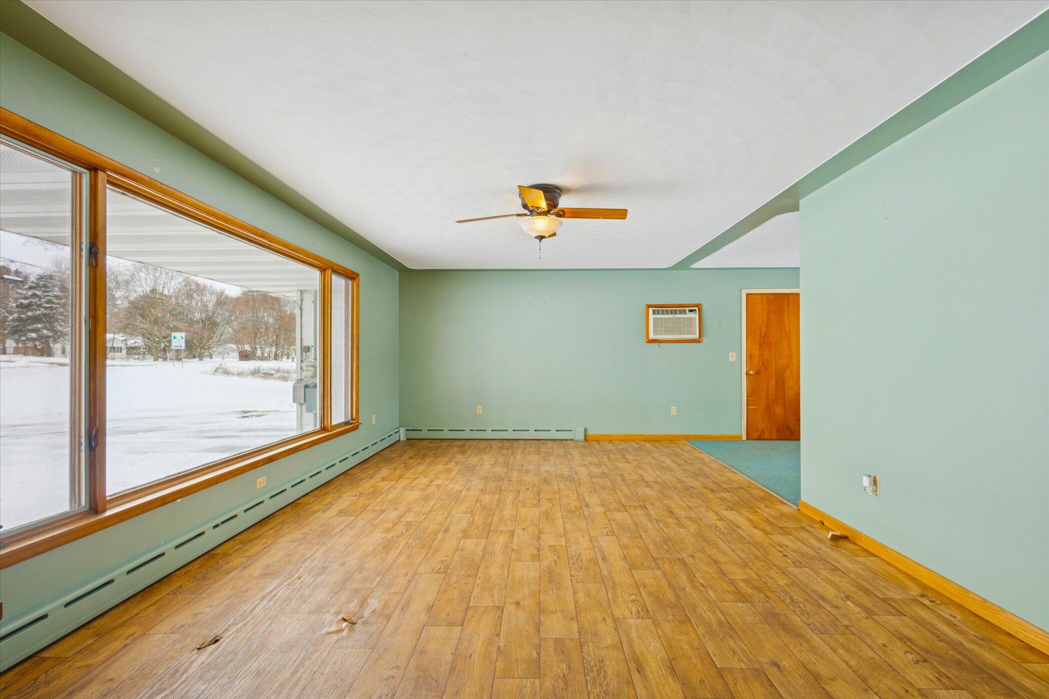 630 North State Street Stanton, MI 48888 - Photo 7 of 42 07-630 N State St Stanton, MI 48888-Win
