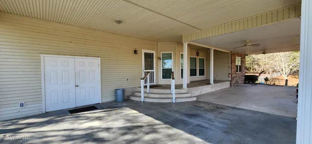 $264,900 | 26124 Lake Vista Drive, Perkinston, MS 39573