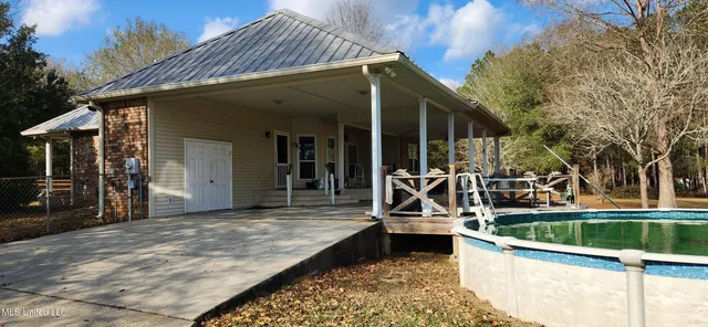 $264,900 | 26124 Lake Vista Drive, Perkinston, MS 39573