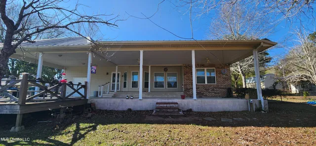 $264,900 | 26124 Lake Vista Drive, Perkinston, MS 39573