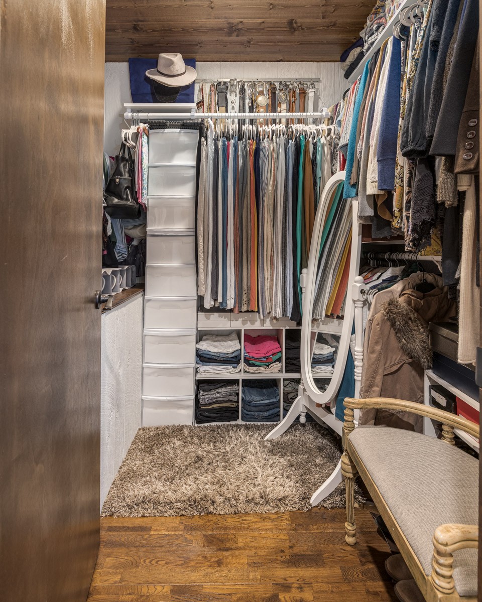 2900 Tanyard Hill Road Lynchburg, TN 37352 - Photo 30 of 83 a view of walk in closet with clothes