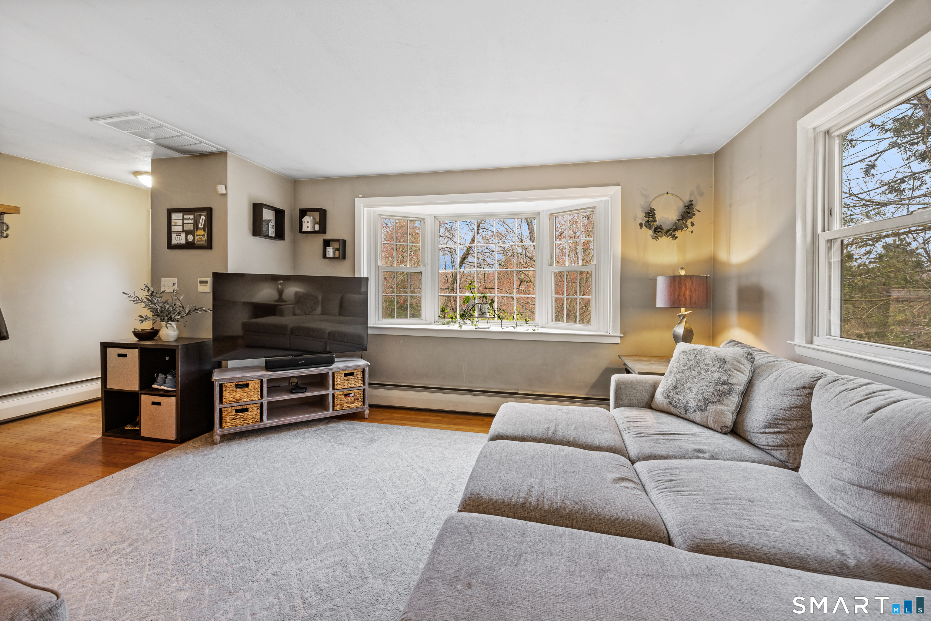 277 Tryon Street Middletown, CT 06457 - Photo 4 of 23