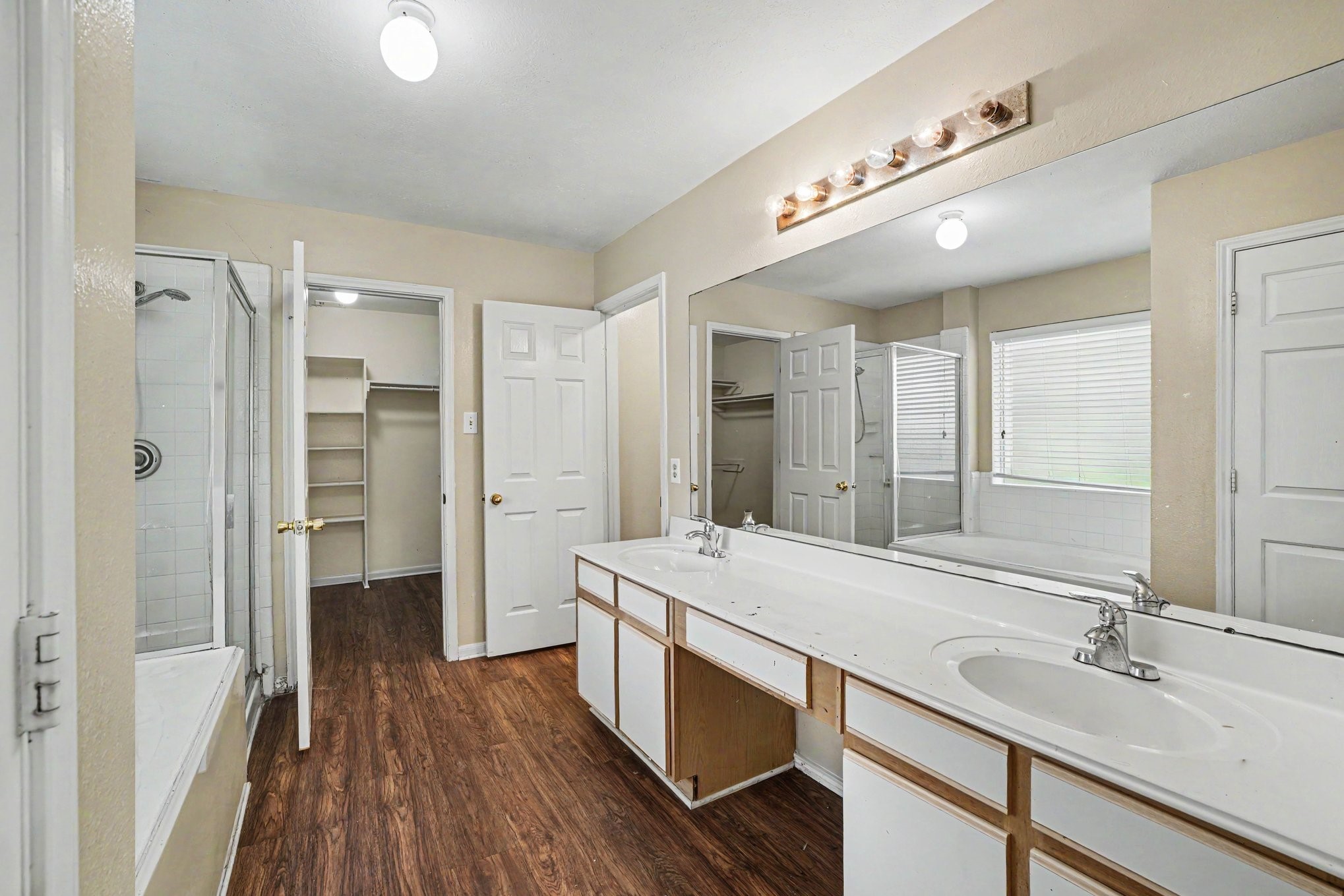 1805 Manor Circle Rosenberg, TX 77471 - Photo 20 of 25