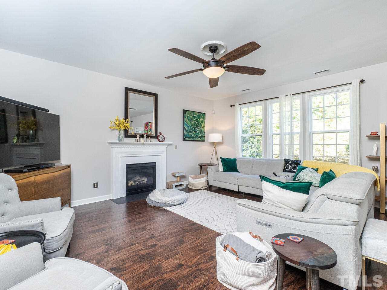 5236 Holly Ridge Farm Road Raleigh, NC 27616 - Photo 4 of 29