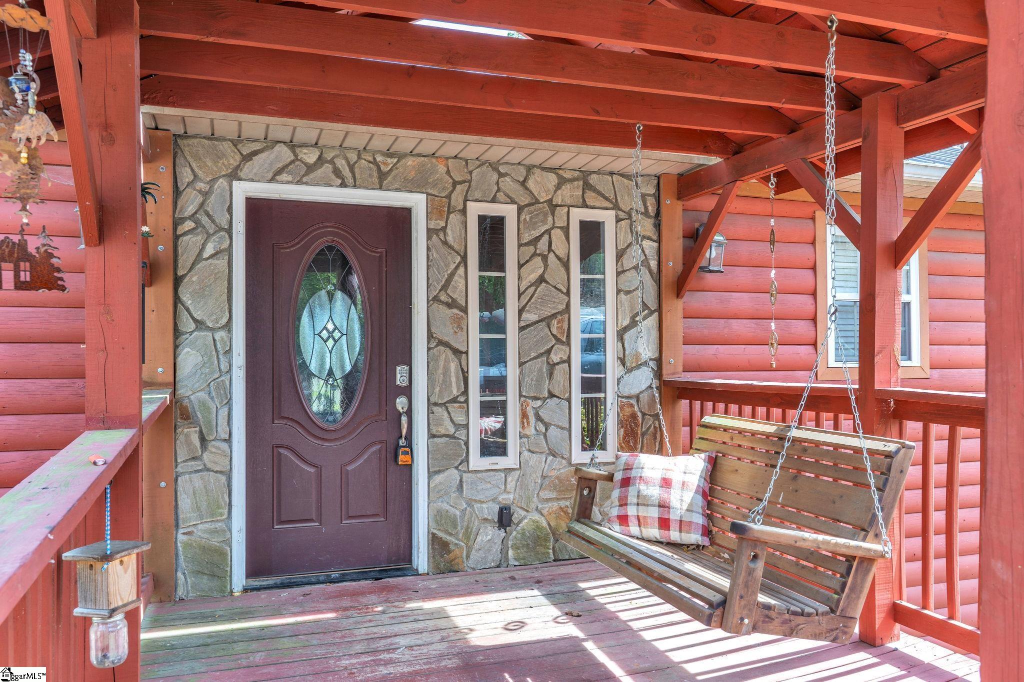 189 Caledonia Road Landrum, SC 29356 - Photo 3 of 42