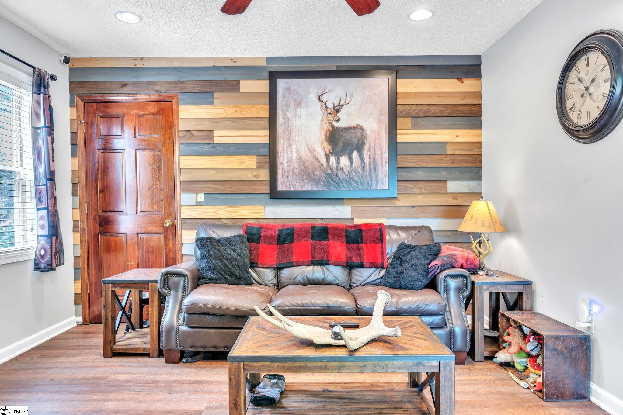 189 Caledonia Road Landrum, SC 29356 - Photo 10 of 42