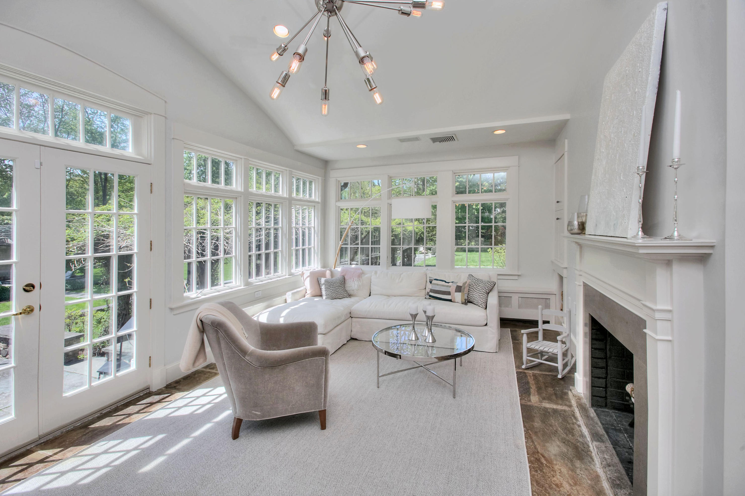 166 West Road New Canaan, CT 06840 - Photo 18 of 52 Sunroom