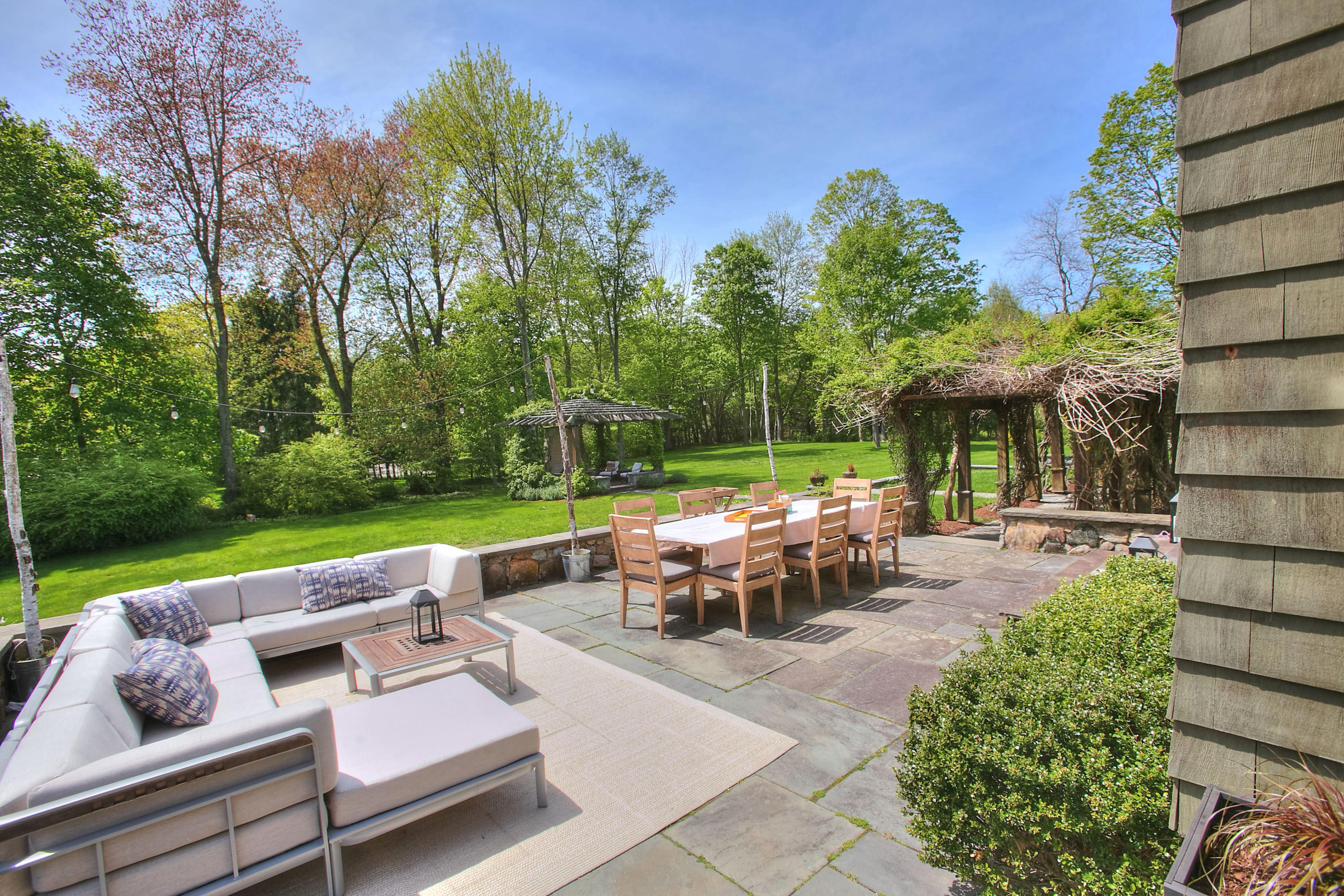 166 West Road New Canaan, CT 06840 - Photo 39 of 52 Terrace