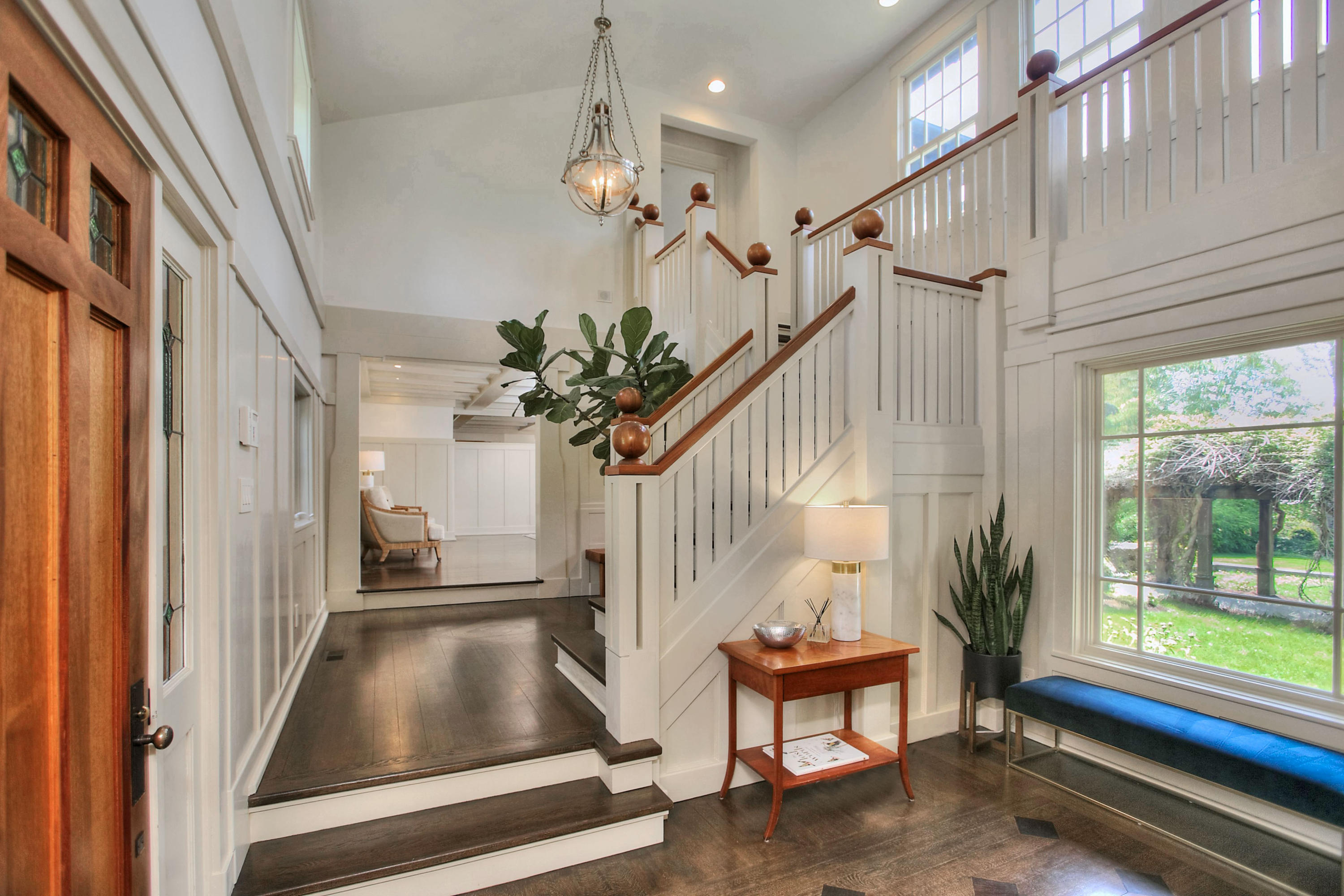 166 West Road New Canaan, CT 06840 - Photo 5 of 52 Foyer