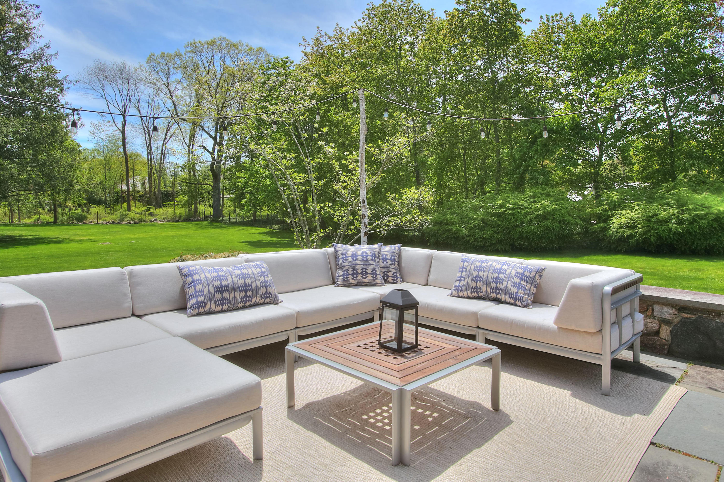 166 West Road New Canaan, CT 06840 - Photo 41 of 52 Lounge