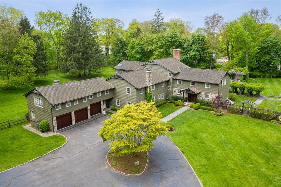 166 West Road New Canaan, CT 06840 - Photo 52 of 52 Front of House