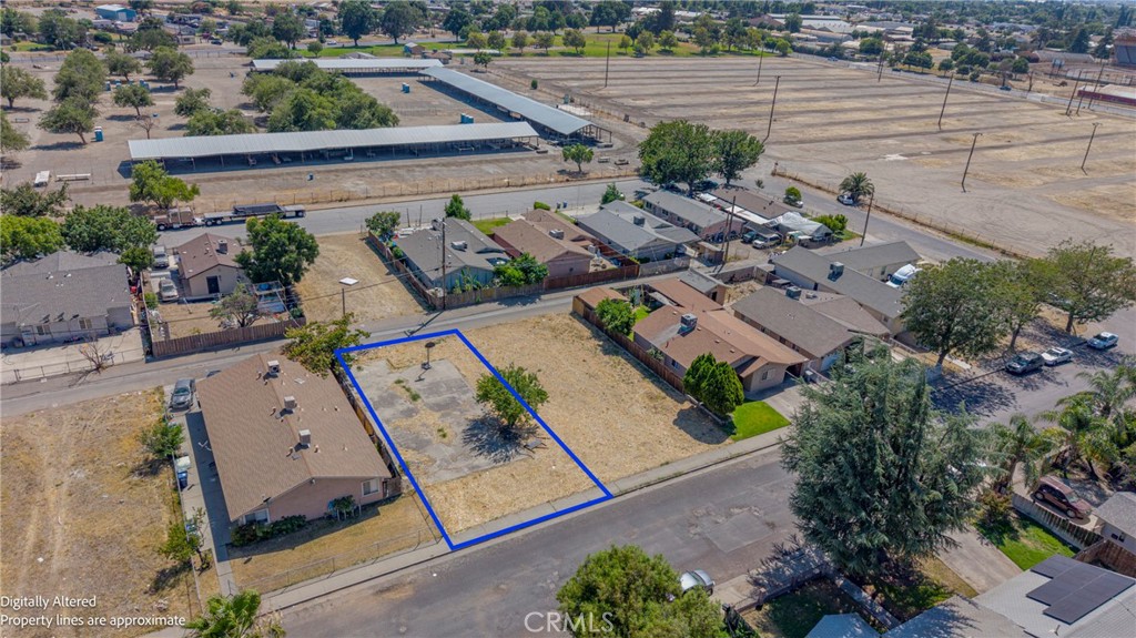 240 East 10th Street Merced, CA 95341 - Photo 12 of 16