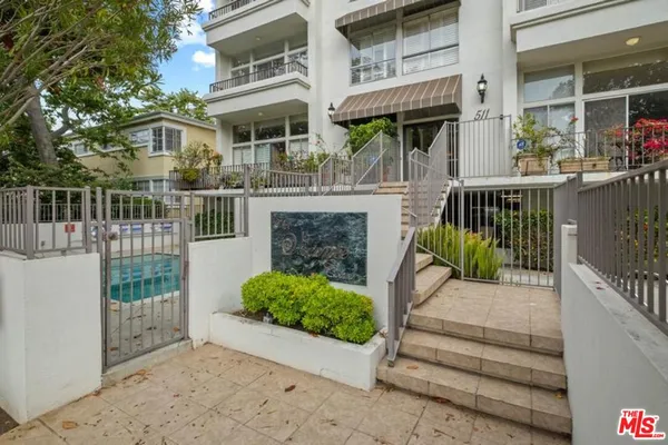 $8,000 | 511 San Vicente Boulevard, Unit 307, Santa Monica, CA 90402