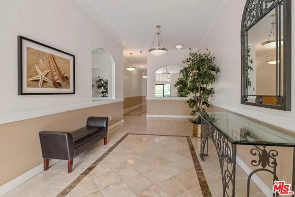 $8,000 | 511 San Vicente Boulevard, Unit 307, Santa Monica, CA 90402