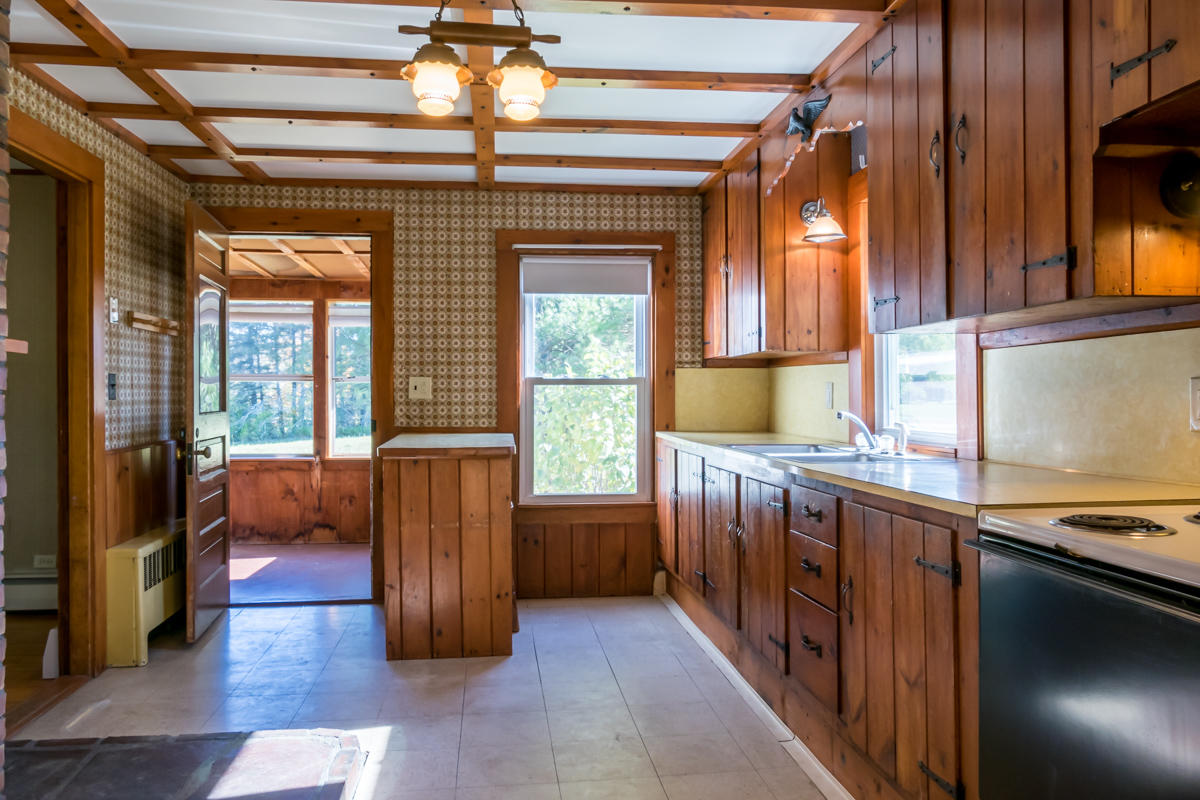 230 Elmwood Road Pownal, ME 04069 - Photo 6 of 42 5-Kitchen (1 of 6)